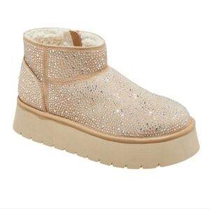 Women's Missy Platform Booties with Memory Foam Insole - Wild Fable Beige new